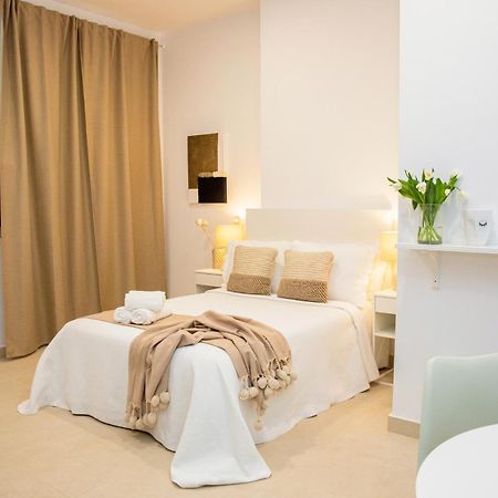 Apartamentos La Tahona Кадис Экстерьер фото